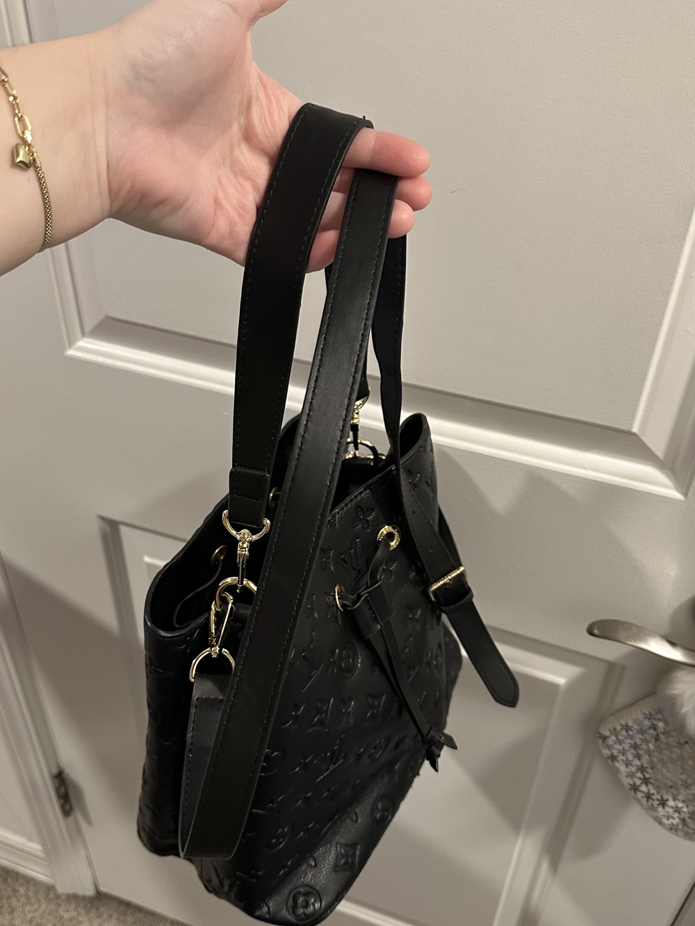 Black Leather Embossed Bucket Bag in Black with Gold Tone - Picture 7 of 10